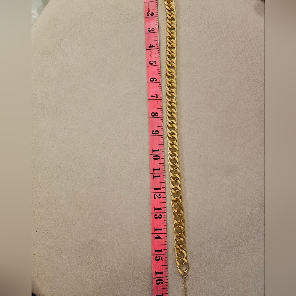 New Chain Necklace - Picture 2 of 2